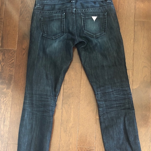 Guess premium Swarovski jeans cutout knee size 26 - Picture 7 of 7
